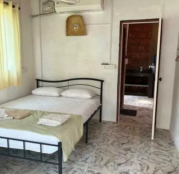 Majatalo Palm Breeze Suites