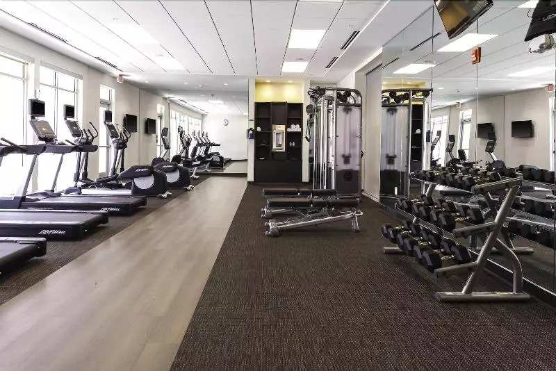 هتل Courtyard By Marriott Indianapolis Westspeedway
