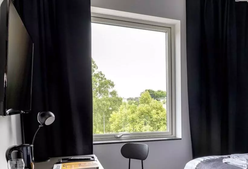 First Hotel Kokoloko