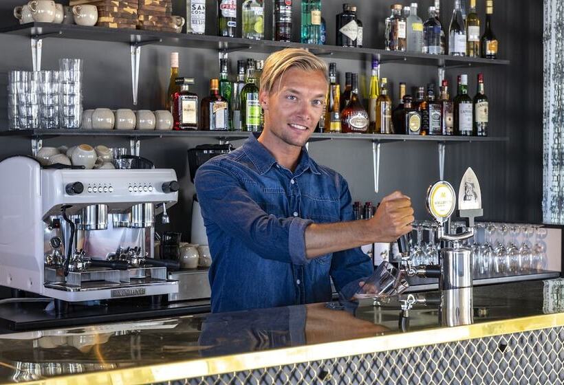 First Hotel Kokoloko