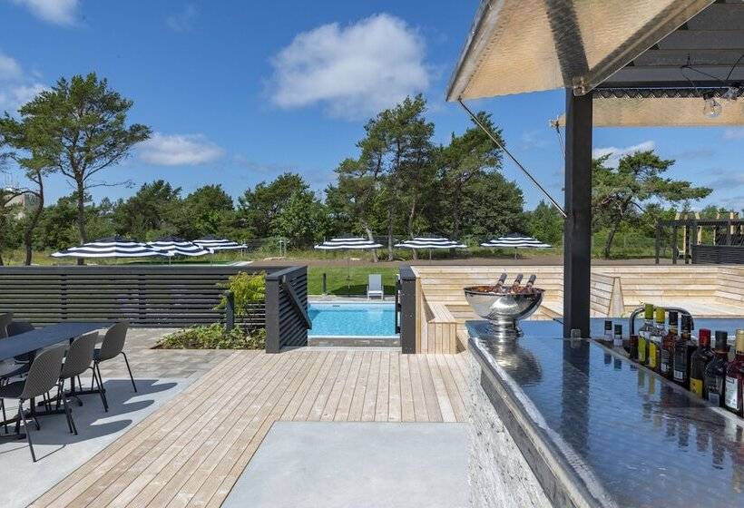 First Hotel Kokoloko