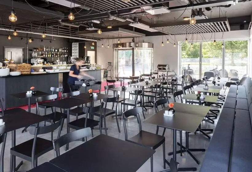 First Hotel Kokoloko