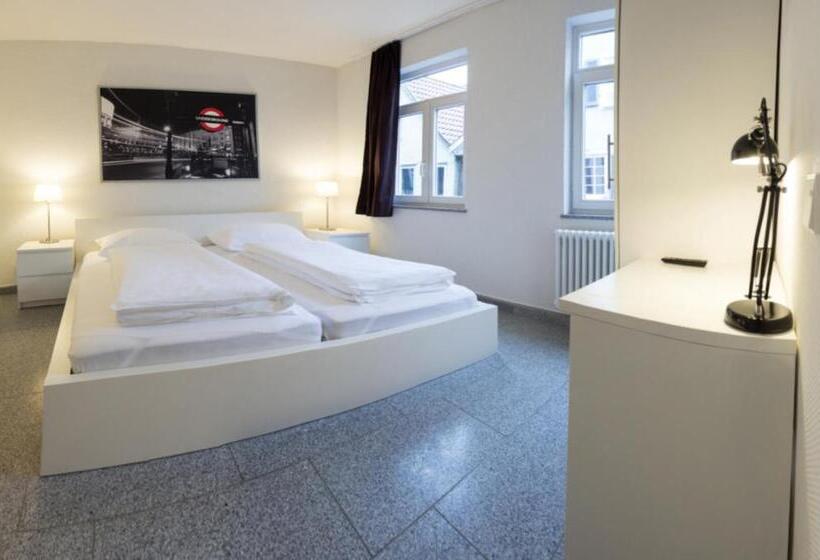 בית מלון כפרי Krone Zentrum