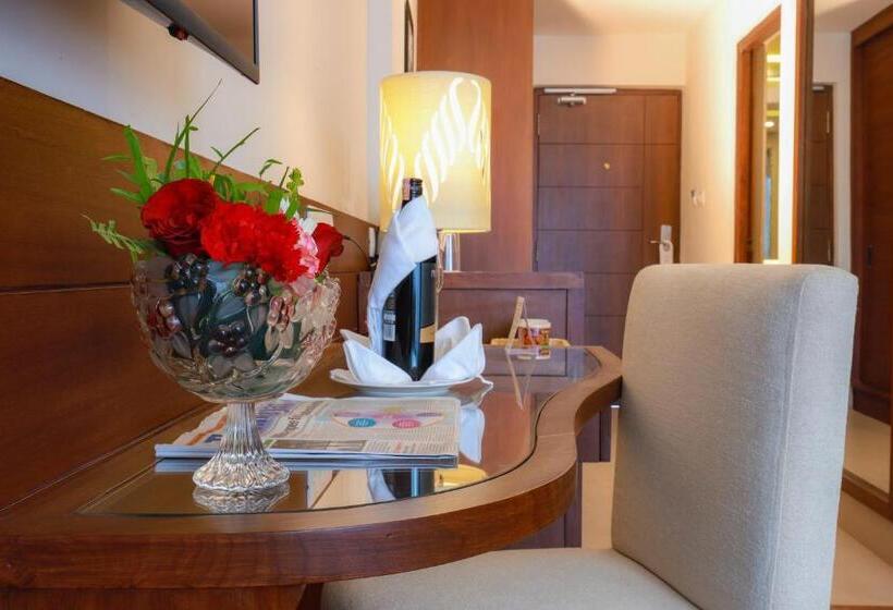 هتل Mountain Glory Forest Resort