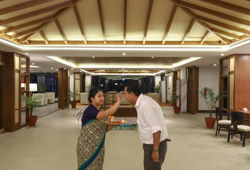 هتل Mountain Glory Forest Resort