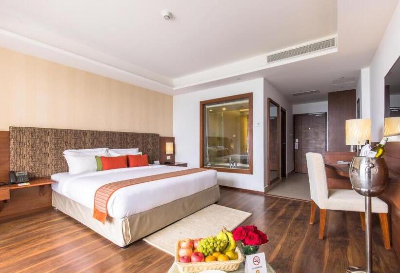 هتل Mountain Glory Forest Resort