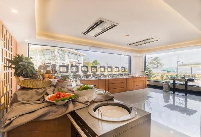 هتل Mountain Glory Forest Resort