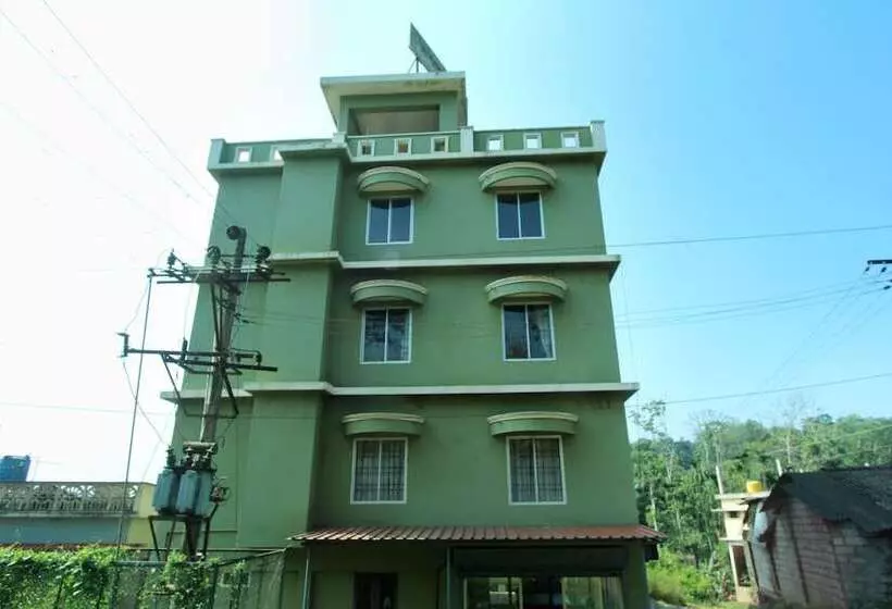 Hotelli Oyo 22514 Live Inn