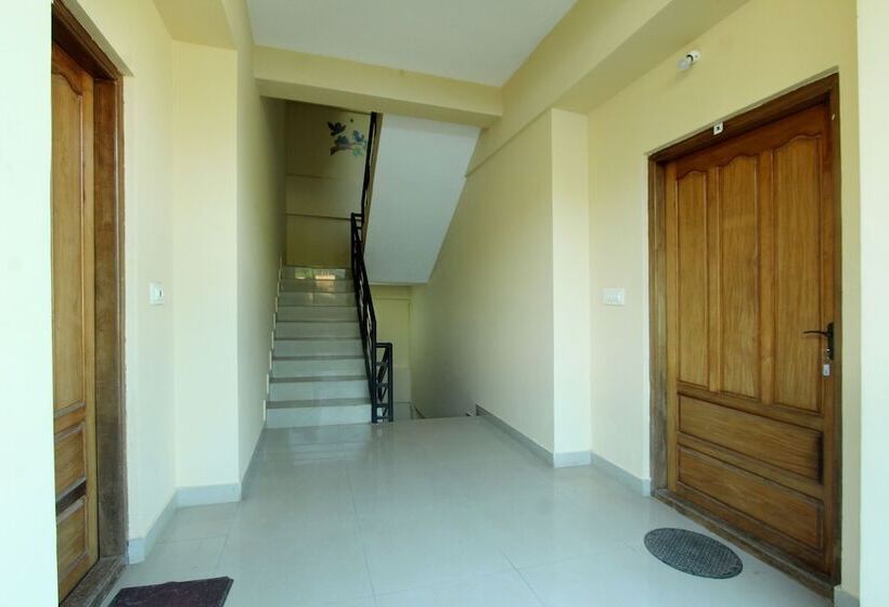 فندق Oyo 22514 Live Inn