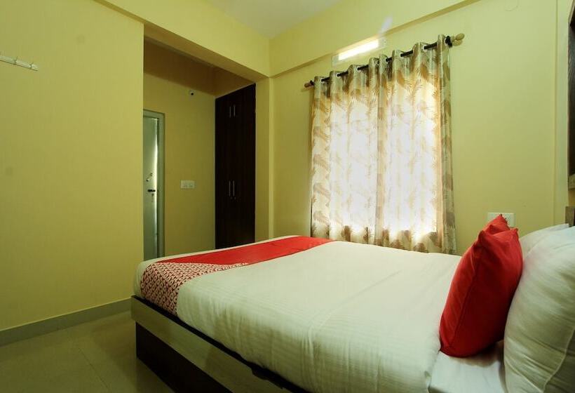 فندق Oyo 22514 Live Inn