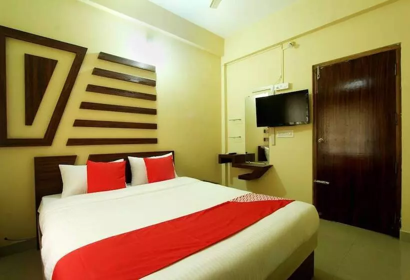 Hotelli Oyo 22514 Live Inn