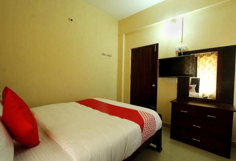 فندق Oyo 22514 Live Inn