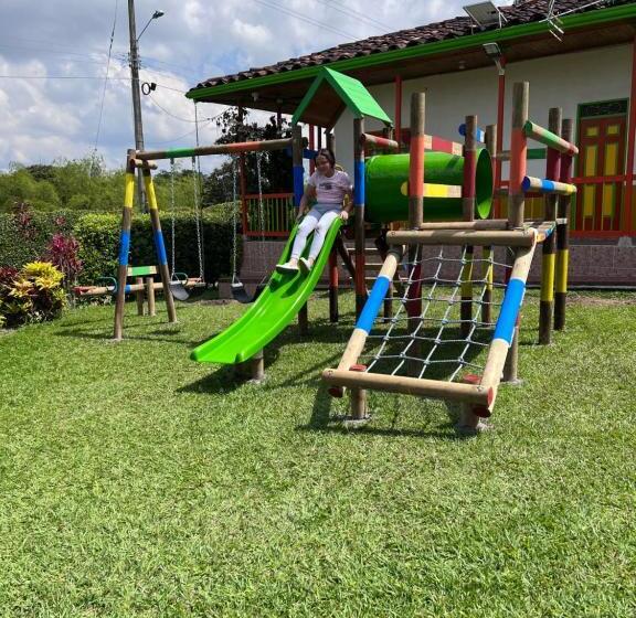 Отель Alojamiento Campestre Hawaii