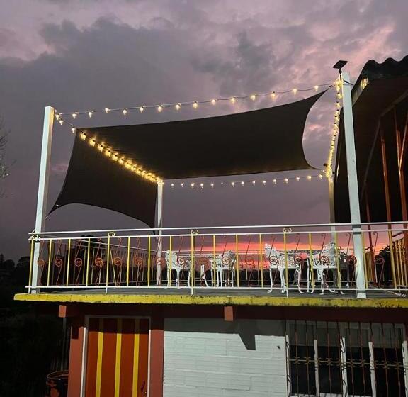 Отель Alojamiento Campestre Hawaii