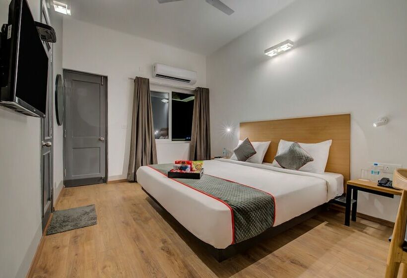 Hotel Oyo Townhouse 073 Swargate