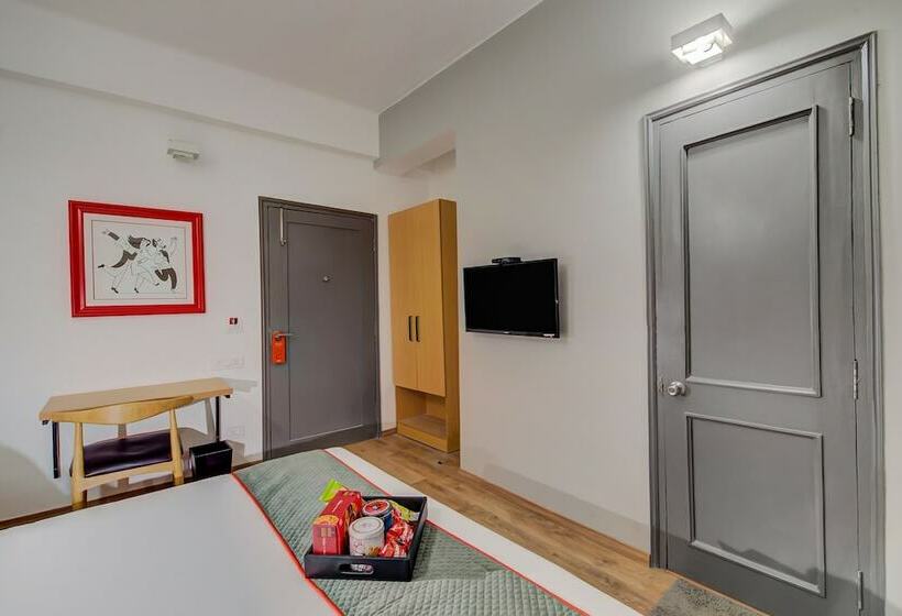 Hotel Oyo Townhouse 073 Swargate