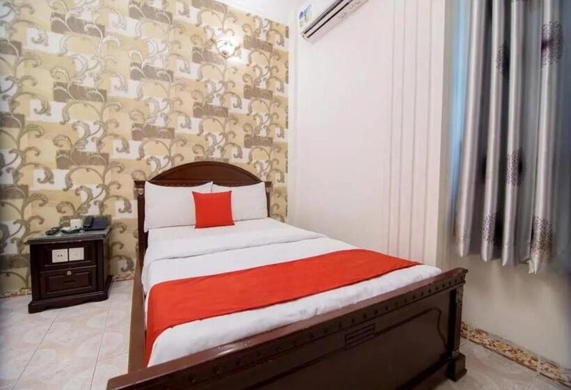 هتل Tan Hoang Long