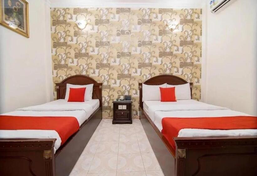 هتل Tan Hoang Long