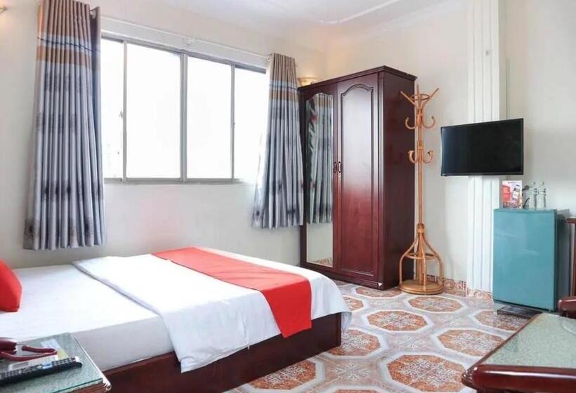 هتل Tan Hoang Long