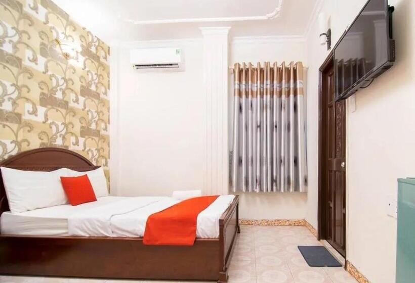 هتل Tan Hoang Long