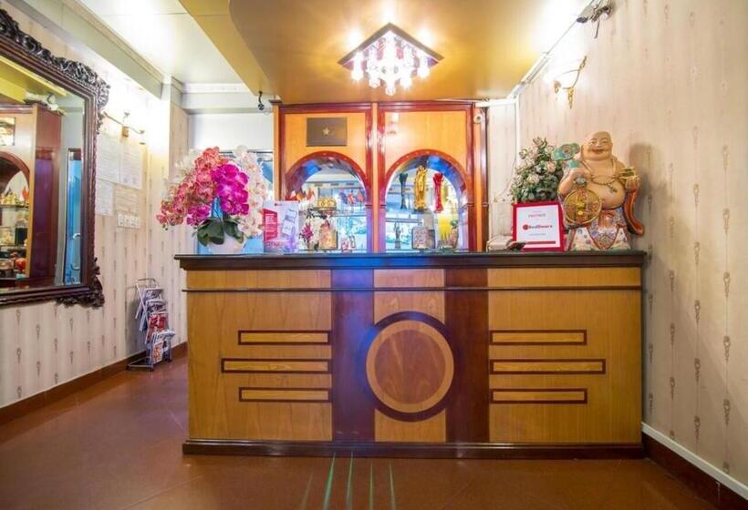 هتل Tan Hoang Long