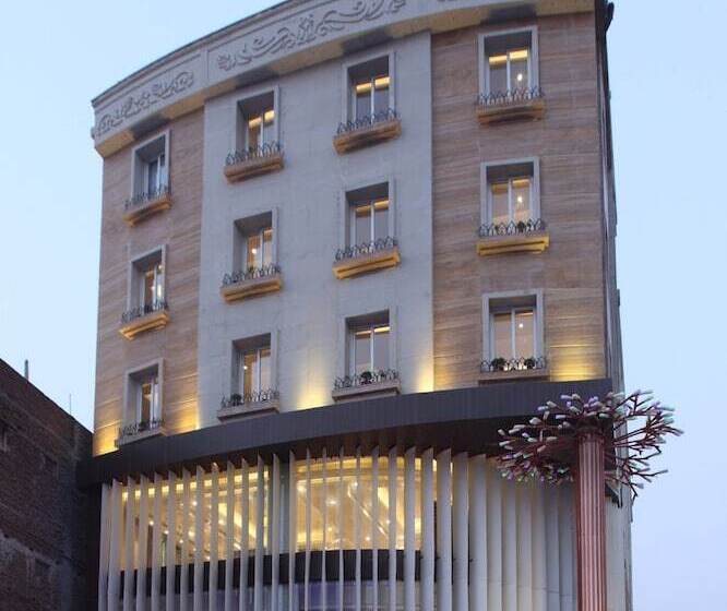 Отель The Royal Phular