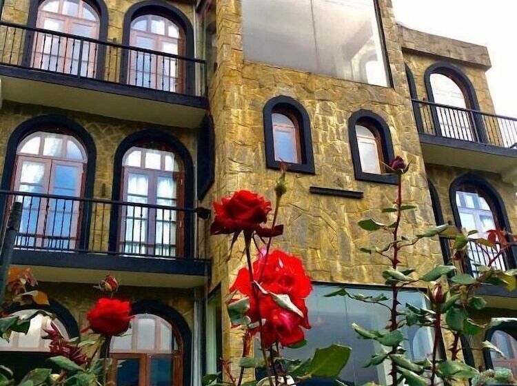 酒店 The Wind Castle