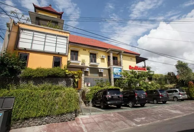 هتل Reddoorz Syariah Near Basuki Rahmat