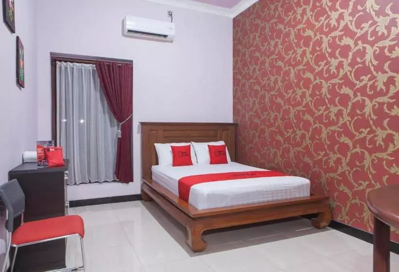 هتل Reddoorz Syariah Near Basuki Rahmat
