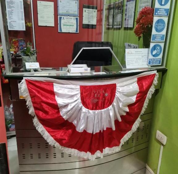 هاستل Sombrero De Paja