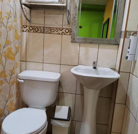 هاستل Sombrero De Paja