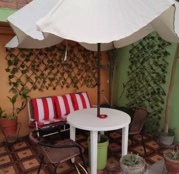 ユースホステル Sombrero De Paja