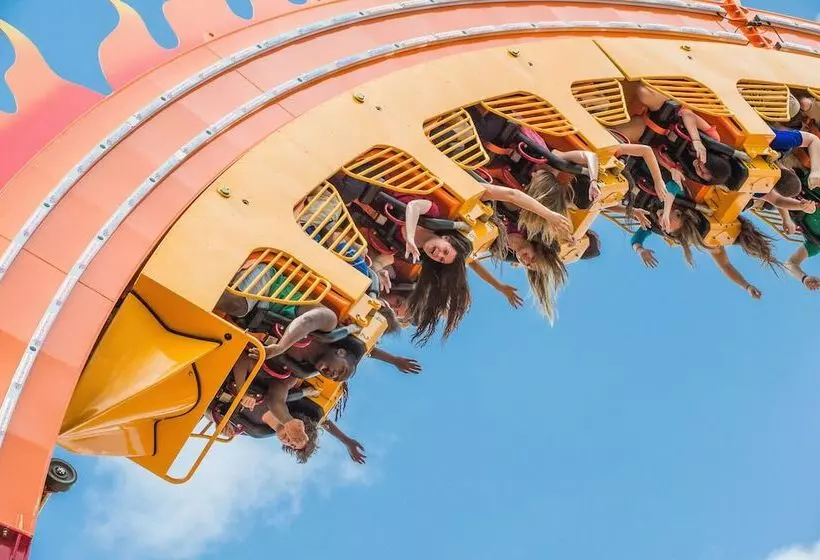 Hotelli Imperia Hôtel Et Suites Boucherville