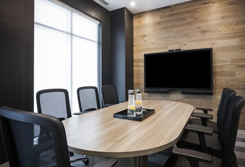 فندق Imperia Hôtel Et Suites Boucherville