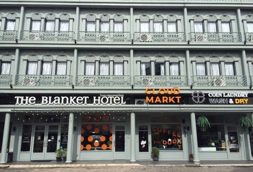 The Blanket Hotel Phuket Old Town
