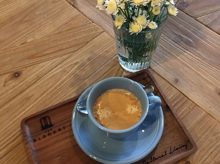 The Blanket Hotel Phuket Old Town