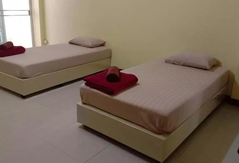 Hotelli Peamsuk Sweet Prachin Buri