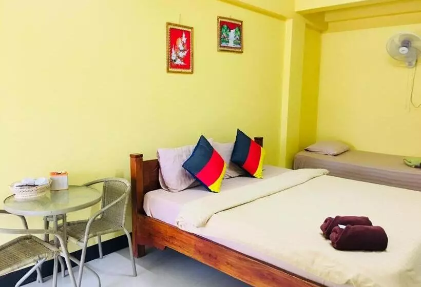 Hotelli Peamsuk Sweet Prachin Buri