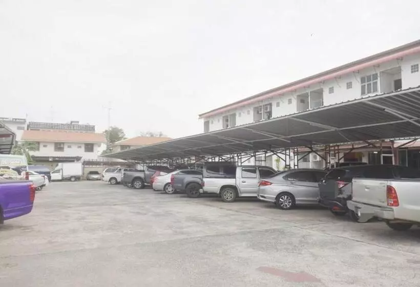 Hotelli Peamsuk Sweet Prachin Buri