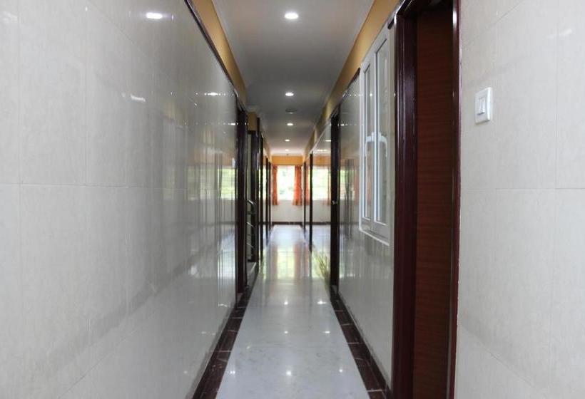 酒店 Royal Residency