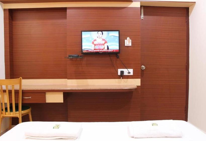 酒店 Royal Residency