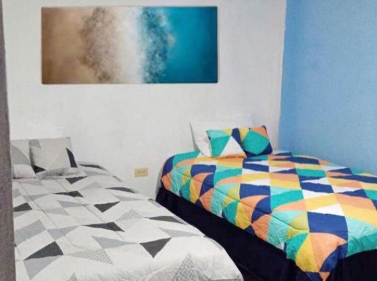 膳宿费 Casa De Alexis