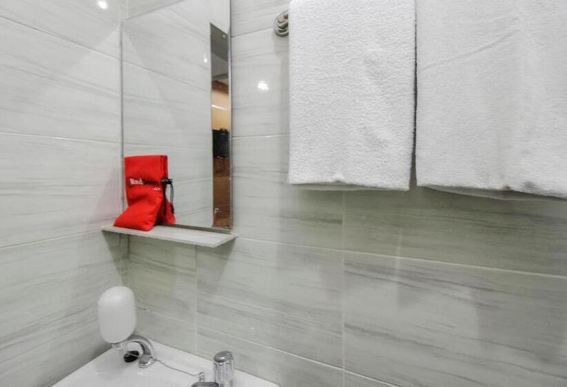 פנסיון Reddoorz Plus Near Galaxy Bekasi