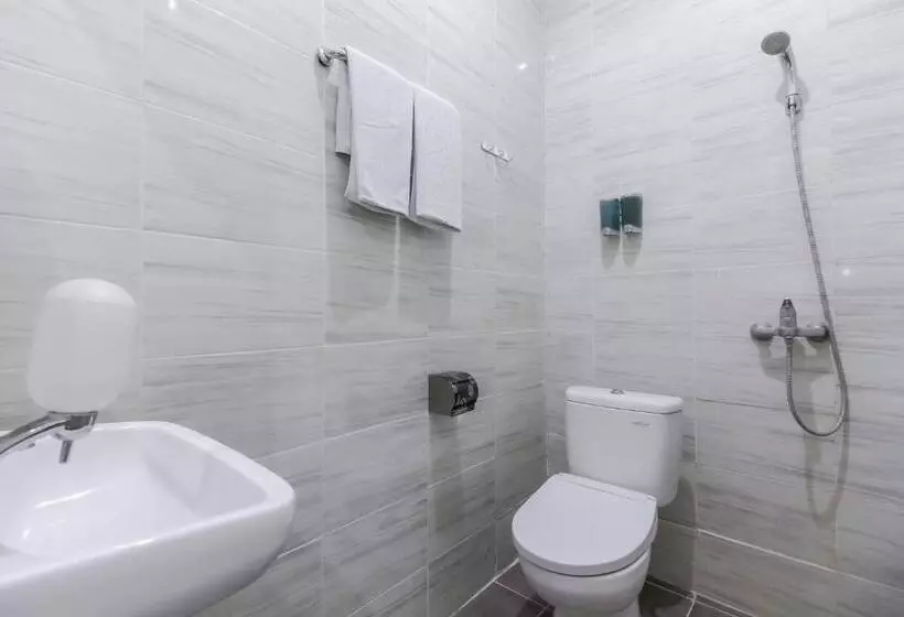 ペンション Reddoorz Plus Near Galaxy Bekasi