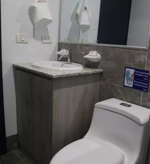 ホテル Riviera Muchik