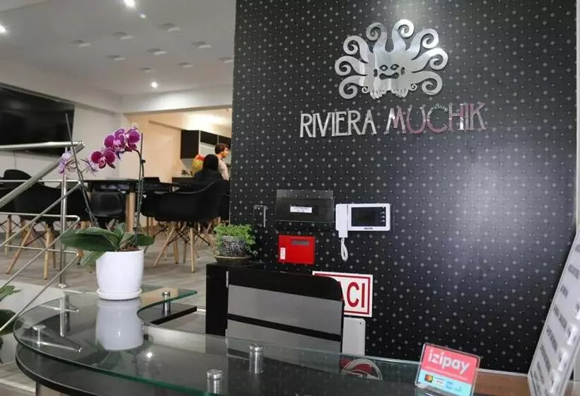 ホテル Riviera Muchik