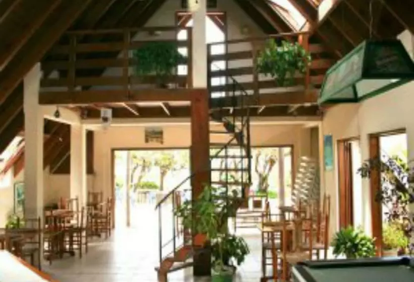 هتل The Reef Beach Huts