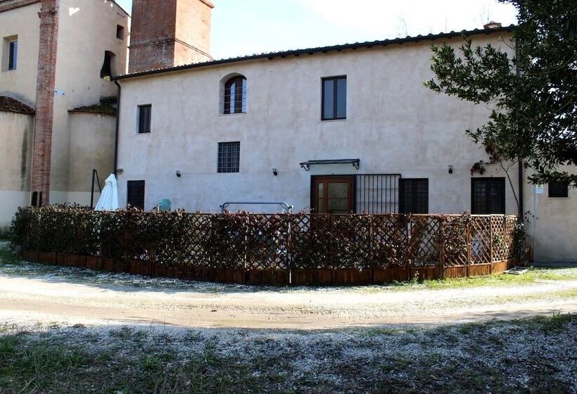 ユースホステル Il Casale Toscano Pisa