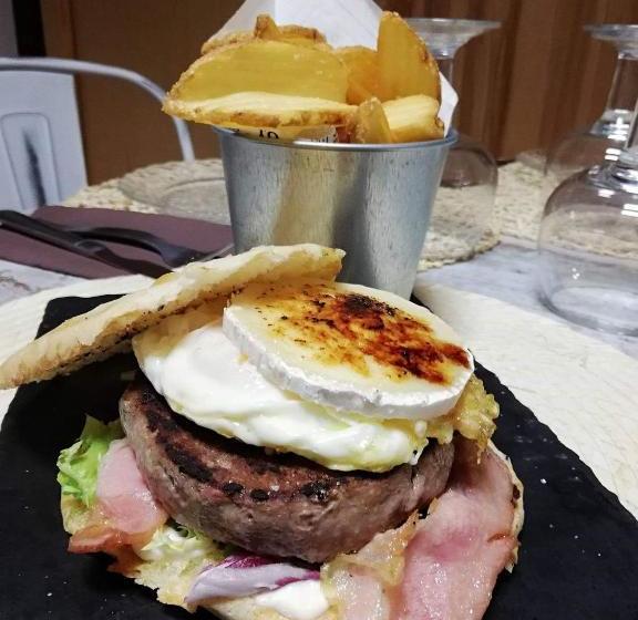 פנסיון Hostal Rte El Molino