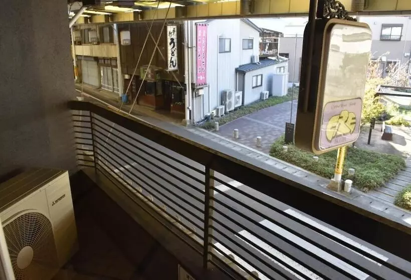 Retkeilymaja 4s Stay Awaikeda Ekimae